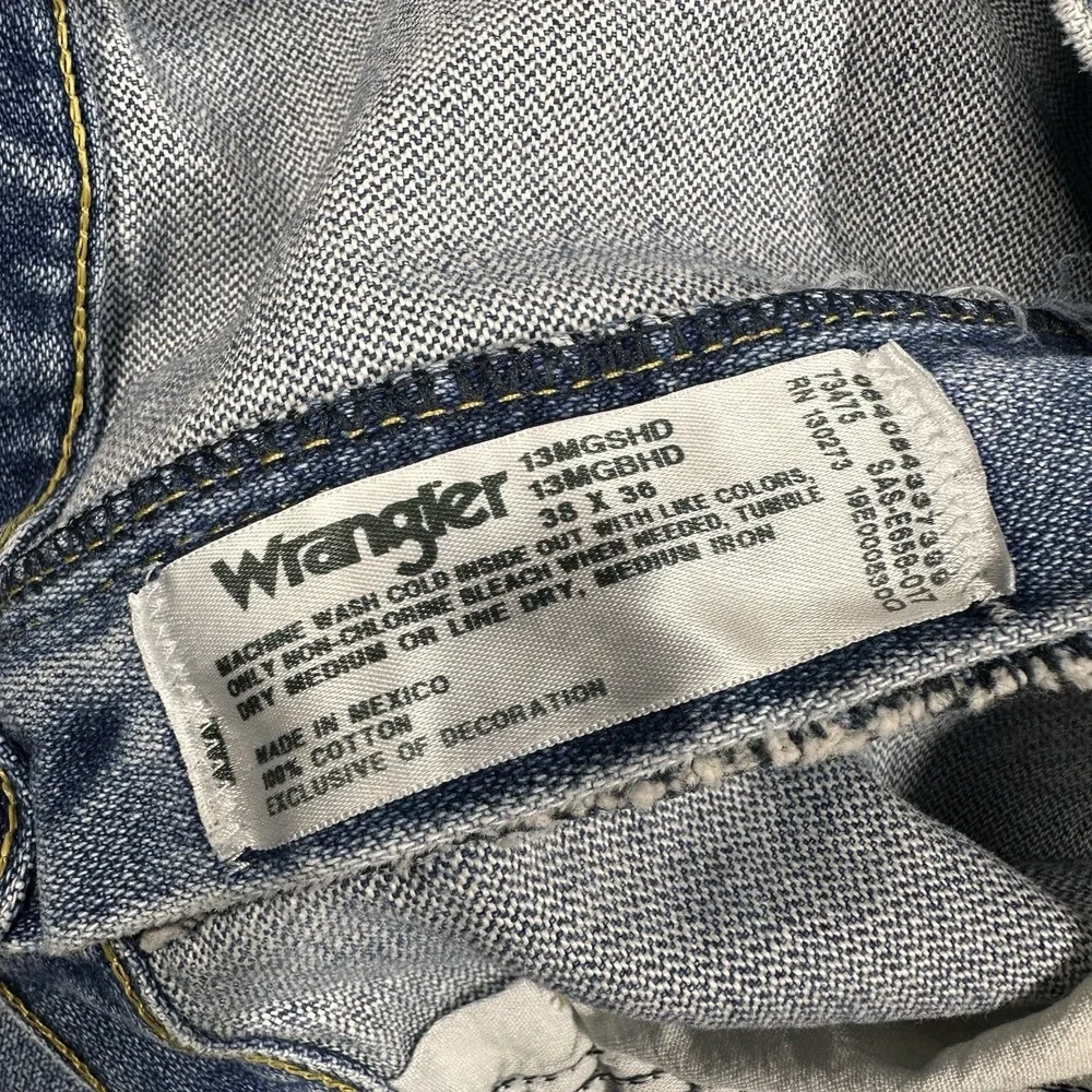 Wrangler George Strait 13mgs Denim Men's 38x36(36x36) Medium Wash Cowboy Jeans